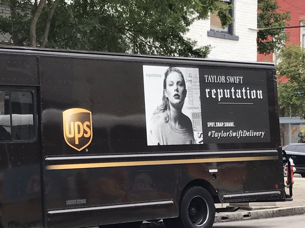 Schnegge1's tweet photo. #TaylorSwiftDelivery #promo https://t.co/IsYtNw8SRt