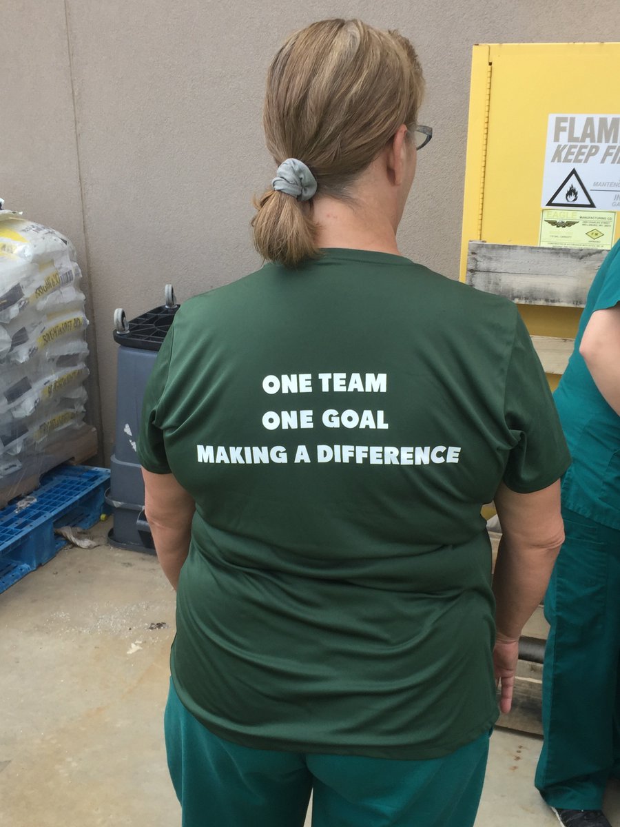 roberta_tinch's tweet photo. Thank you to our EVS team for keeping our facility beautiful and clean for our patients!!  Happy EVS Week!!🎉🎉 #capldi3 https://t.co/2uhMuQPYbT