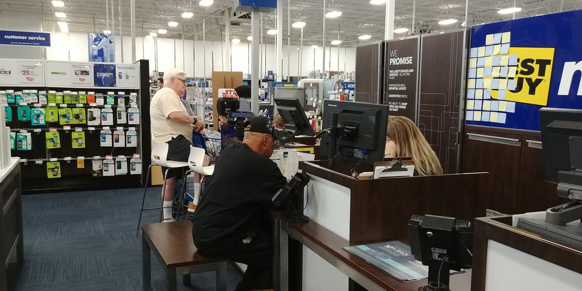 RussBadamo's tweet photo. Steady all day at BBY Dearborn and Allen Park. Get your Note 8 or preorder your iPhone 8 @TeamDavidov #1sprintFTW @SprintMKI https://t.co/l2Dh1Klthr