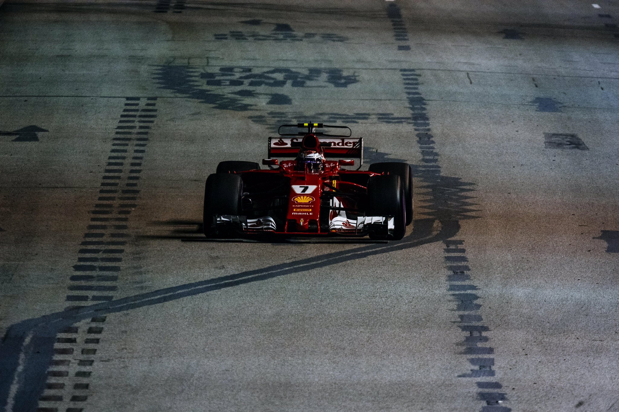 Szingapúri Nagydíj: Verstappen az élen az időmérő előtt