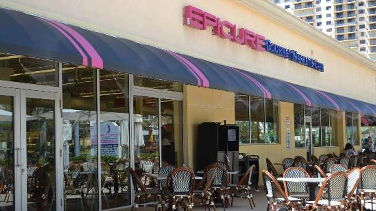 #Irma forces the permanent closing of a Miami Beach landmark after 72 years bit.ly/2x2xlmF?utm_me… https://t.co/vowzKHFjpi