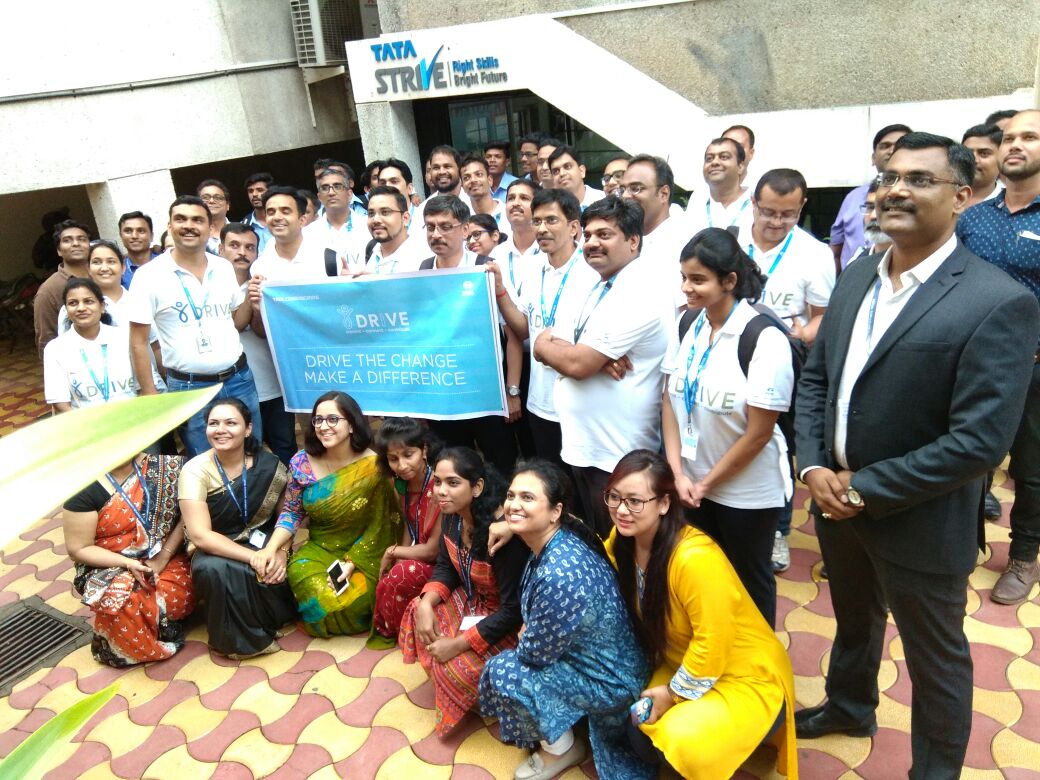 AshishhKhadse's tweet photo. #TataCommunications #Pune #DriveWeek We voluntarily shared #knowledge, #vision &amp; #wisdom with #Aspiring #Learners &amp; #Women #Entrepreneurs :) https://t.co/Rd0zcTGmT8