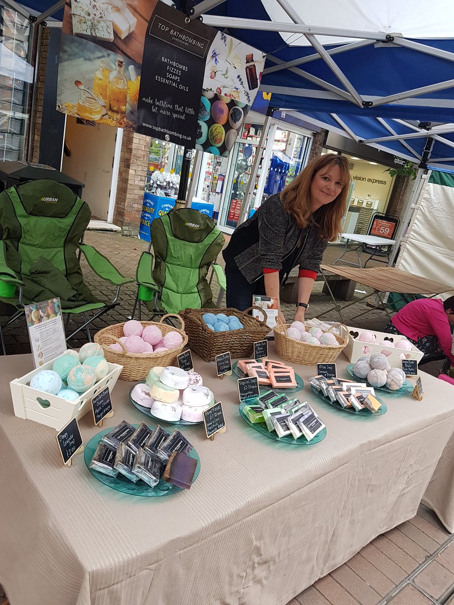 top_bathbombing's tweet image. Great new bathbombs and soaps @OswestryMarkets tomoz....let get the world smelling magic!