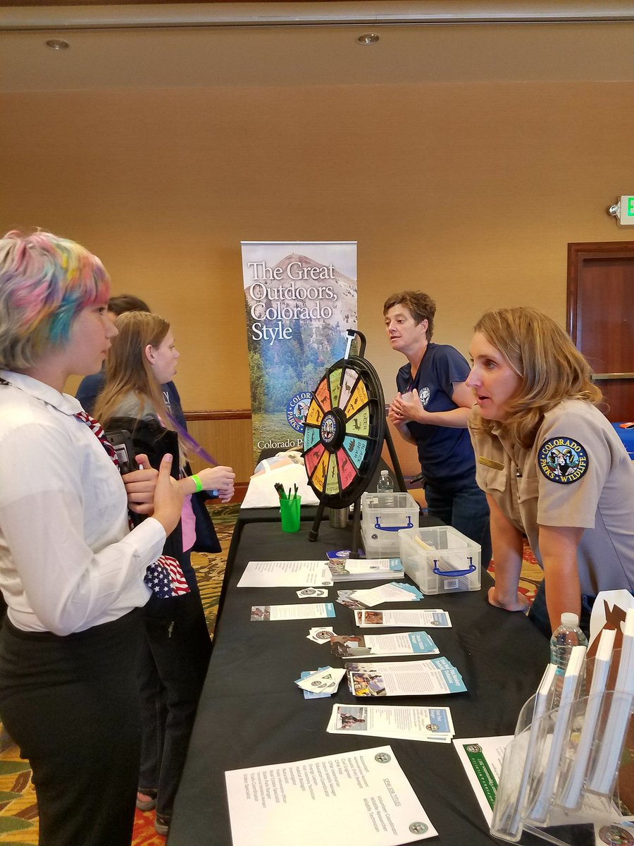 Rena Griggs Jena Sanchez Tracy Predmore Cpw Se Talk To 8th Graders About Careers With Coparkswildlife Futuregenerations Getkidsoutside T Co rjucullh