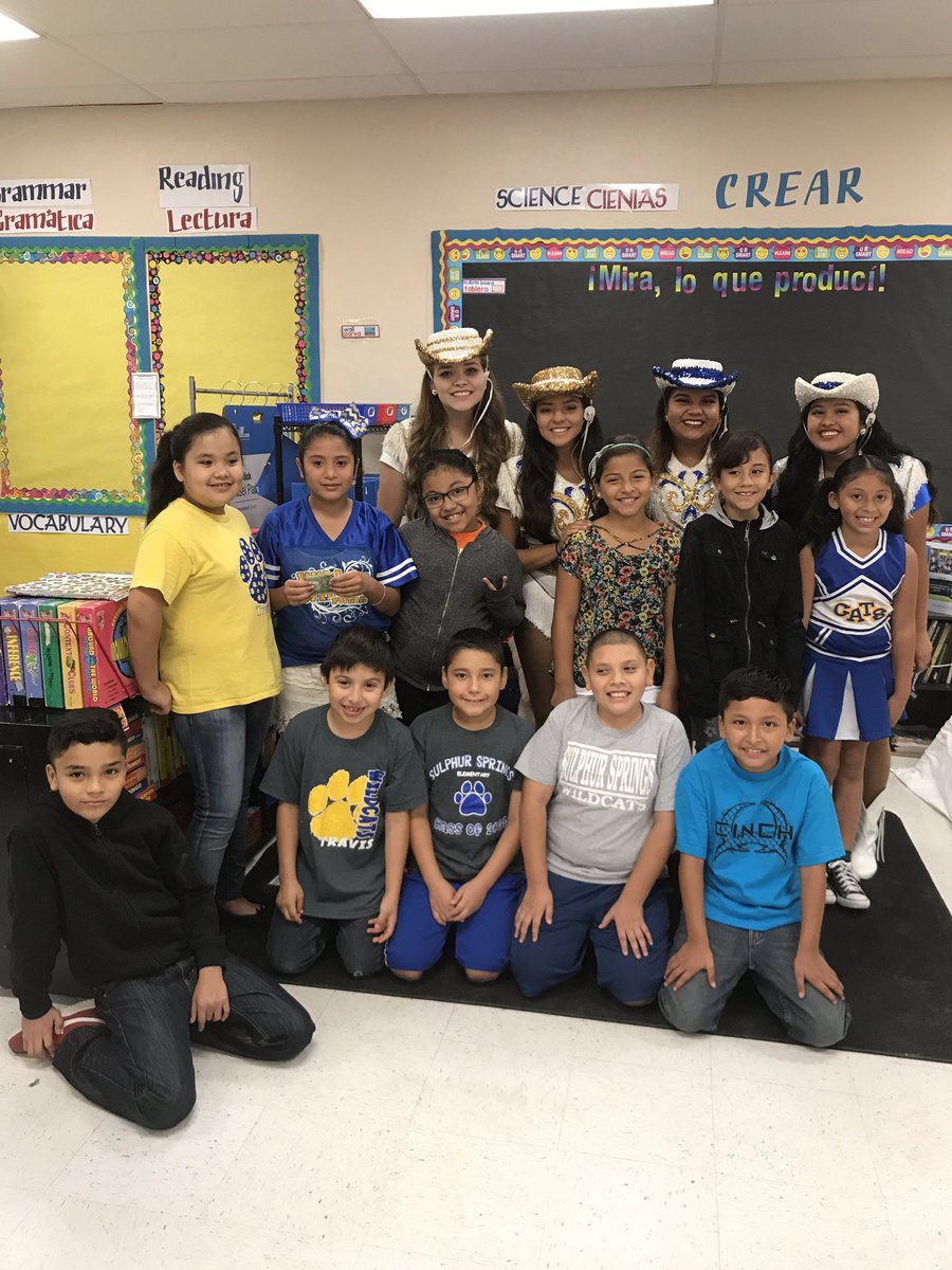 luzcarmen40's tweet photo. Sulphur Springs football players and Blue Blazes came to help greet the students this morning. Everyone was super excited!!💛💙#wearesses https://t.co/80vjAPOEq3