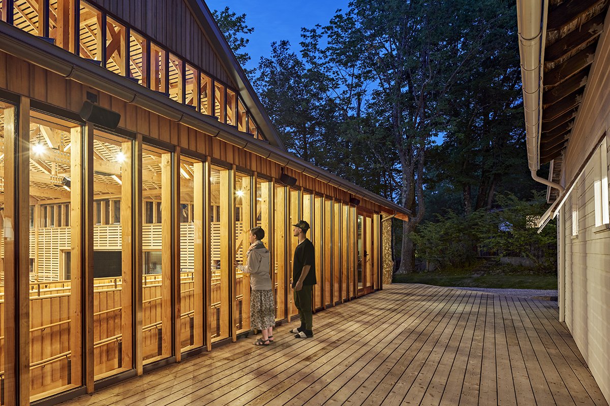 The Perles Family Studio designed by @Flansburgh_Arch: @JacobsPillow bit.ly/2wvGJeg https://t.co/fl60VECdTA