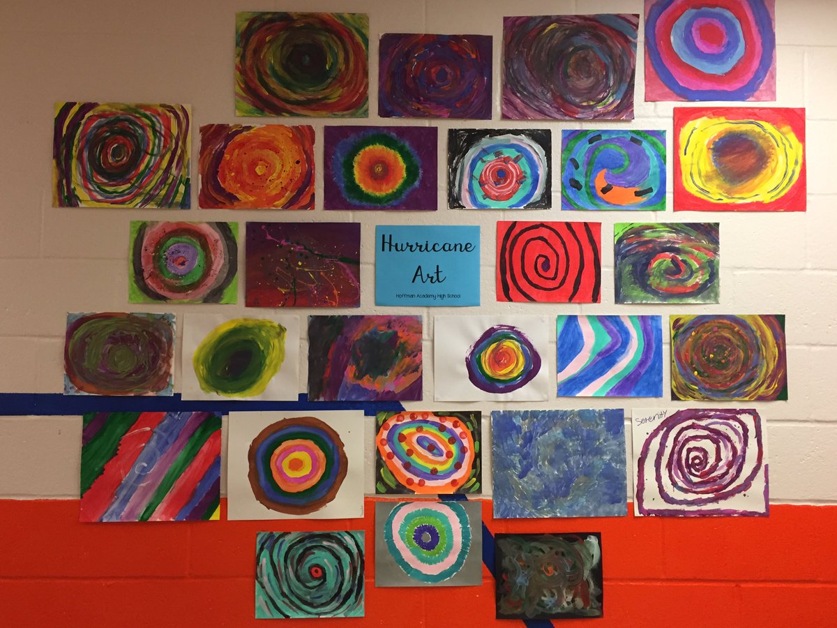 _Miss_Smith_16's tweet photo. @Hoffman_Academy High school students bringing news and history events into art #HApride #hurricanes #9/11remembrance https://t.co/D0iI6EDMbY