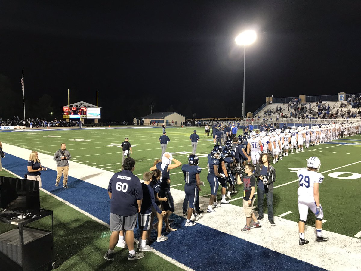 SilvermanFHS's tweet photo. What a game! What a win! What a team!! Proud of our @FBFairmont! https://t.co/hbFdiAiJVk