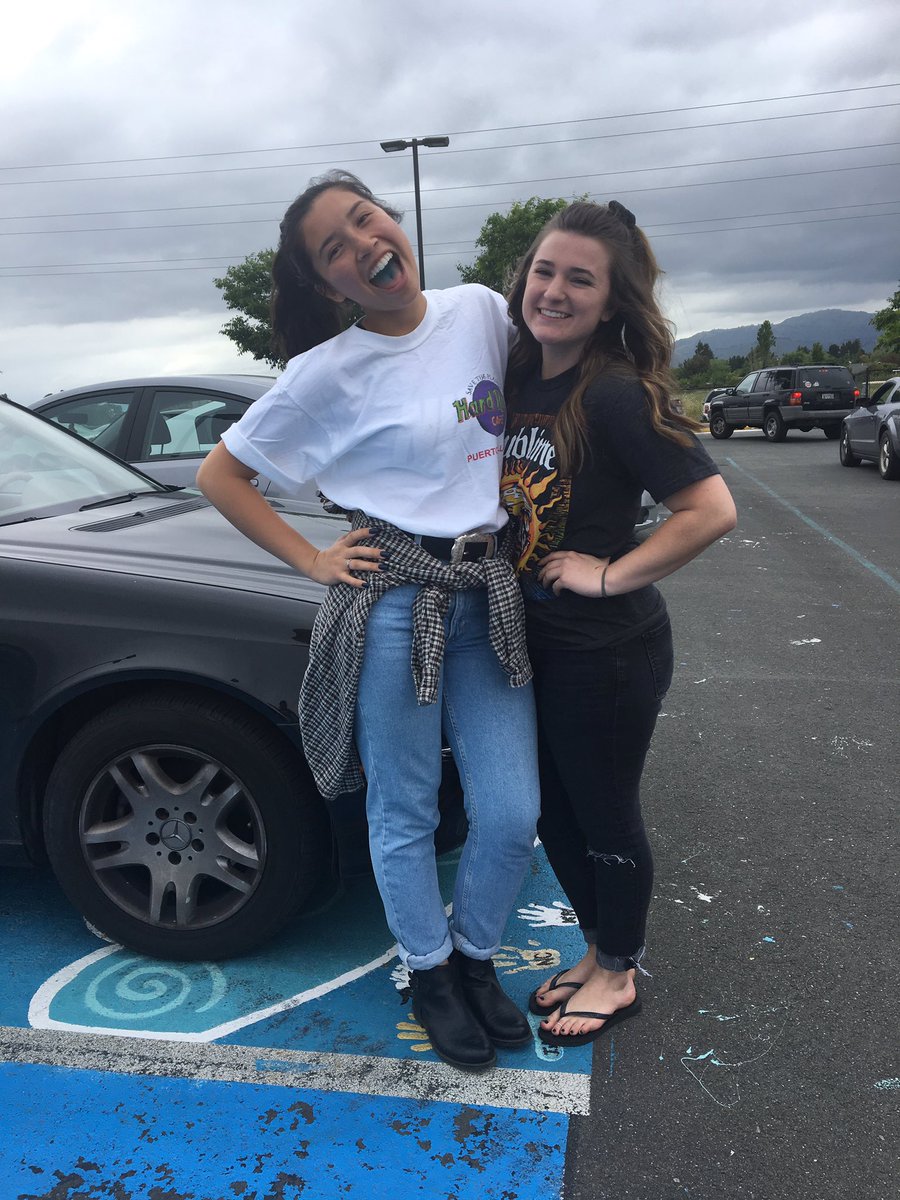 emilyfredrickss tweet picture