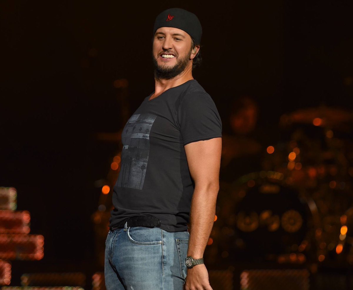 Luke Bryan concert