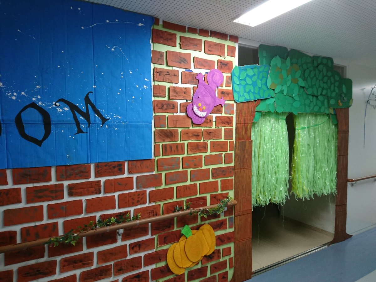 多摩未来祭1 6公式 さあ 今日は多摩未来祭1日目です 我ら1 6は3f 3 5教室 In Wonder Room にてヒトの身長が変わる部屋をやってます それでは 多摩未来祭 でお会いしましょう タマカギ 文化祭 文化祭1日目 多摩科技 T Co