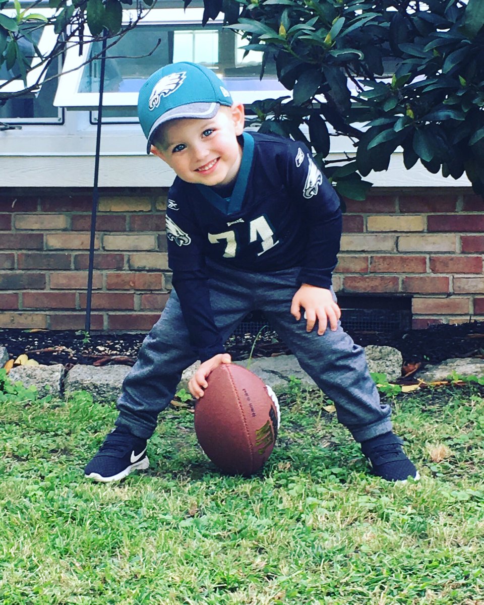 Erin_Royston's tweet photo. @Eagles @CSNPhilly Mattson (age 2.5) tells everyone he is an Eagles player 🏈 #number1fan https://t.co/KG2kWwLq2q