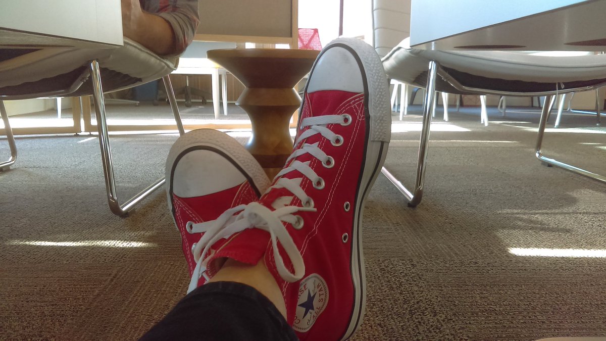 Jillica402's tweet photo. When it's #furniturefriday and you're wearing your #chucks! #GBR #eames #walnutstool https://t.co/GejP3weR4w