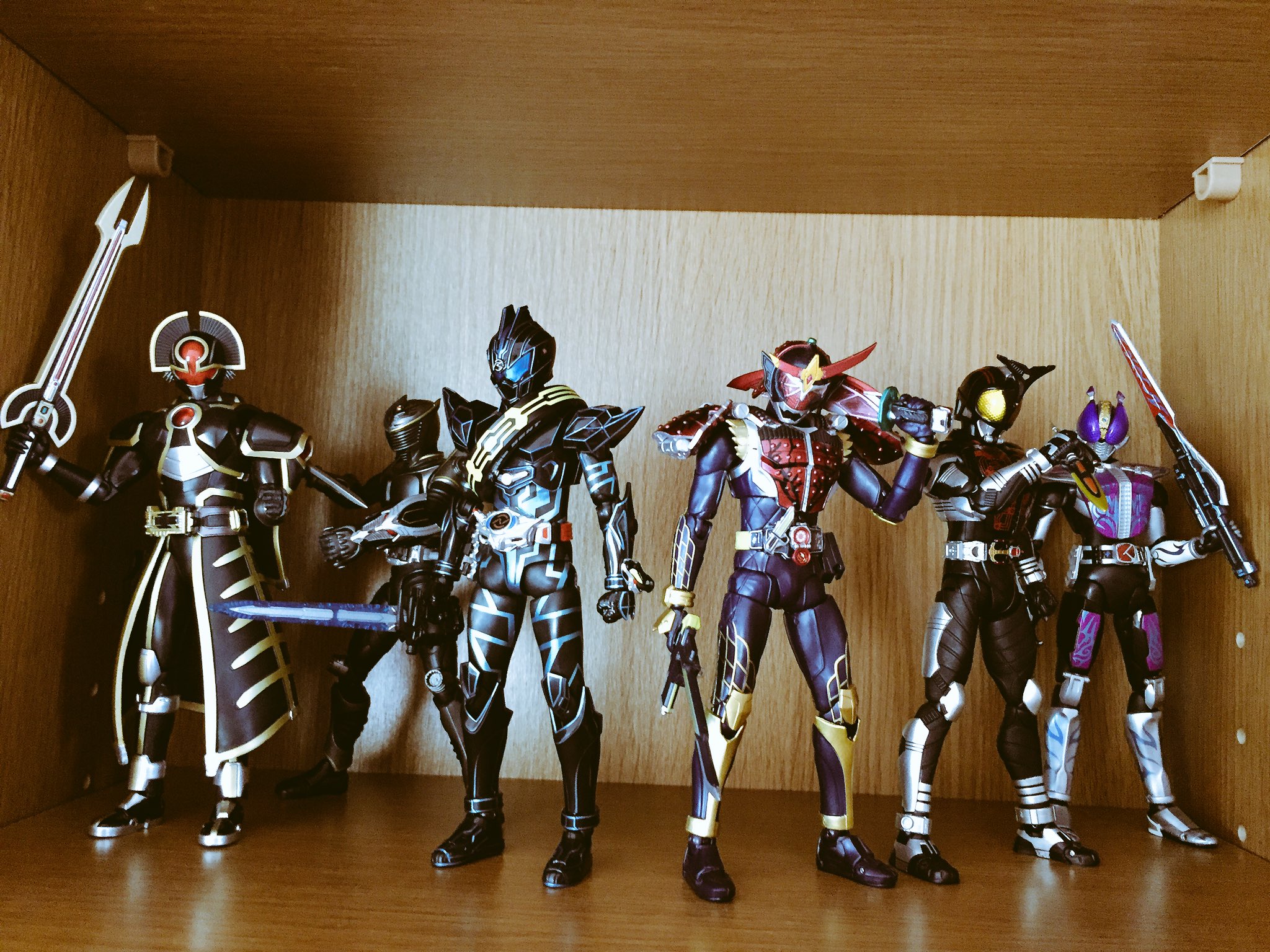 Twitter 上的 スシツネ No War ネガの世界か 仮面ライダー 仮面ライダードライブ 仮面ライダーガイム 仮面ライダー龍騎 仮面ライダー555 仮面ライダーカブト 仮面ライダー電王 T Co Bsemylamkt Twitter
