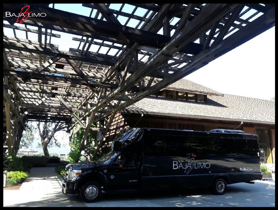 bajalimo's tweet photo. @josephphelps #NapaWineTour #20Passenger #LimoBus #BajaLimo https://t.co/j4nVBJpNLC