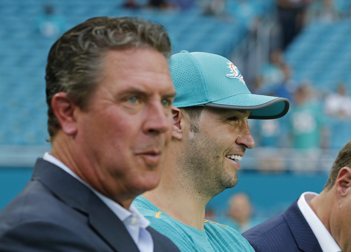 Happy birthday to legend & awesome mentor Dan Marino!   