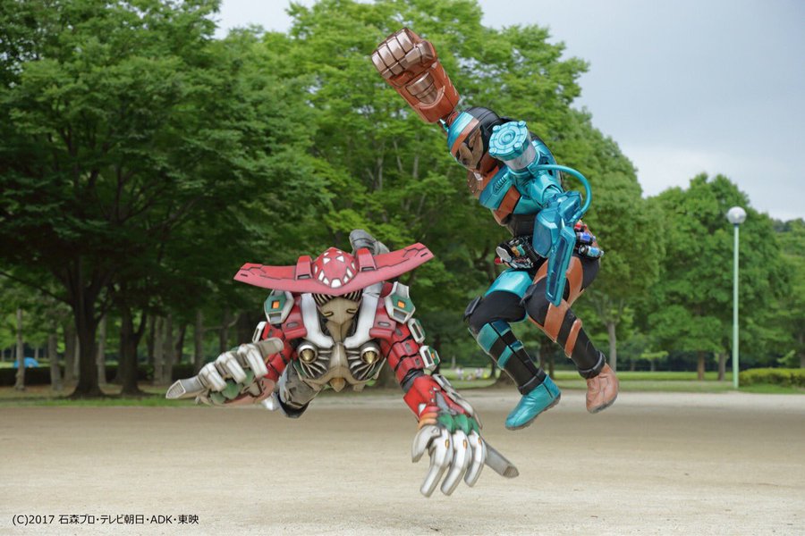 仮面ライダービルド 第3話で戦兎が語る 正義 とは ビルド トライアルフォーム ゴリラ掃除機 Vs フライングスマッシュ