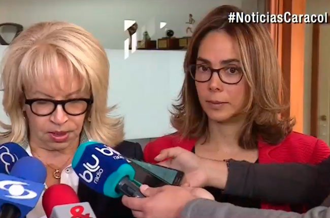 NoticiasCaracol's tweet image. Cero y van tres: exministras Cecilia Álvarez y Gina Parody no asisten a interrogatorio de Fiscalía bit.ly/2foaJ5N