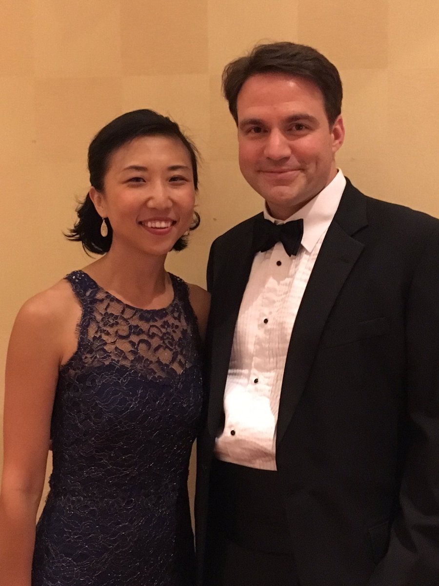 Stay classy Baltimore #ilooklikeasurgeon #traumaprom #AAST2017 @KesslerTrauma