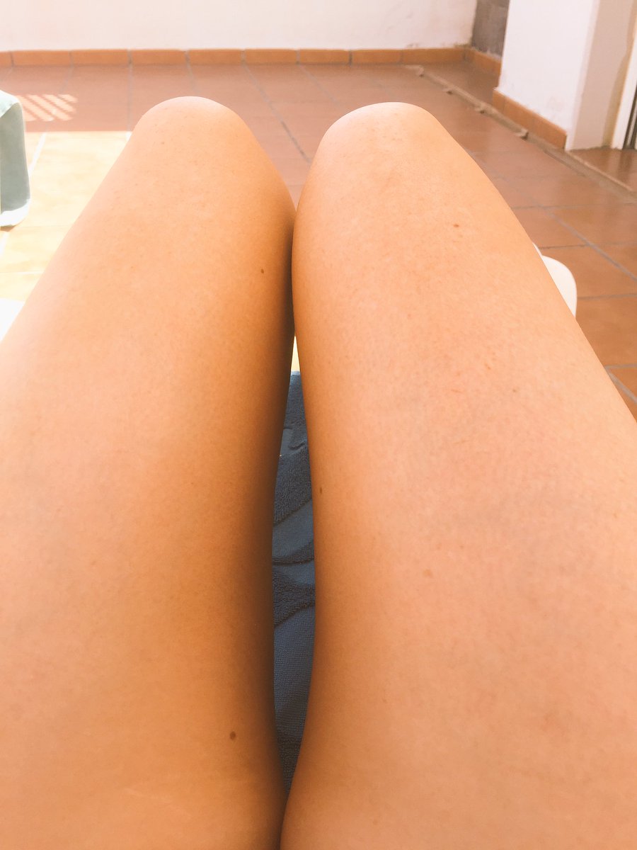 puddlesflood's tweet photo. So so so relaxing ☀️🍹👌 https://t.co/QjaYp67E8A
