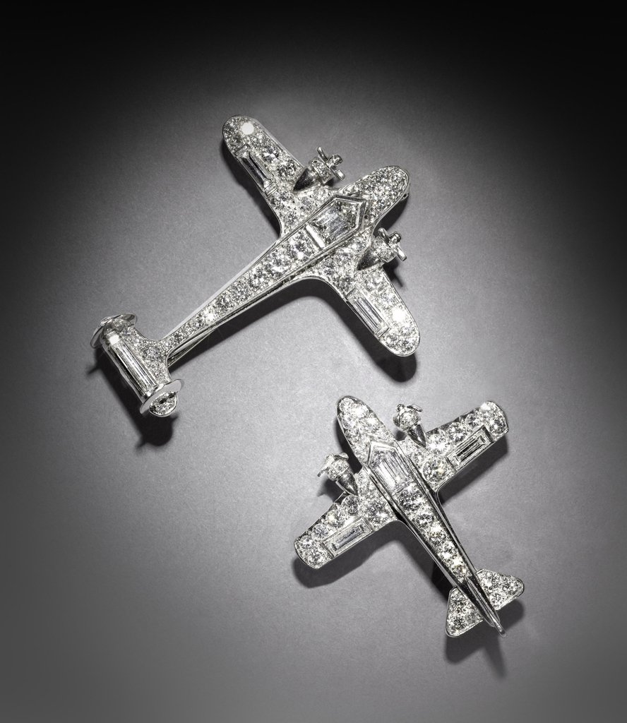 ontherocks_mag's tweet photo. Opening today! The Jazz Age: American Style in the 1920s @cooperhewitt https://t.co/l12HJmj9ZK #artdeco #jewelrylover https://t.co/le3BJZgvrJ