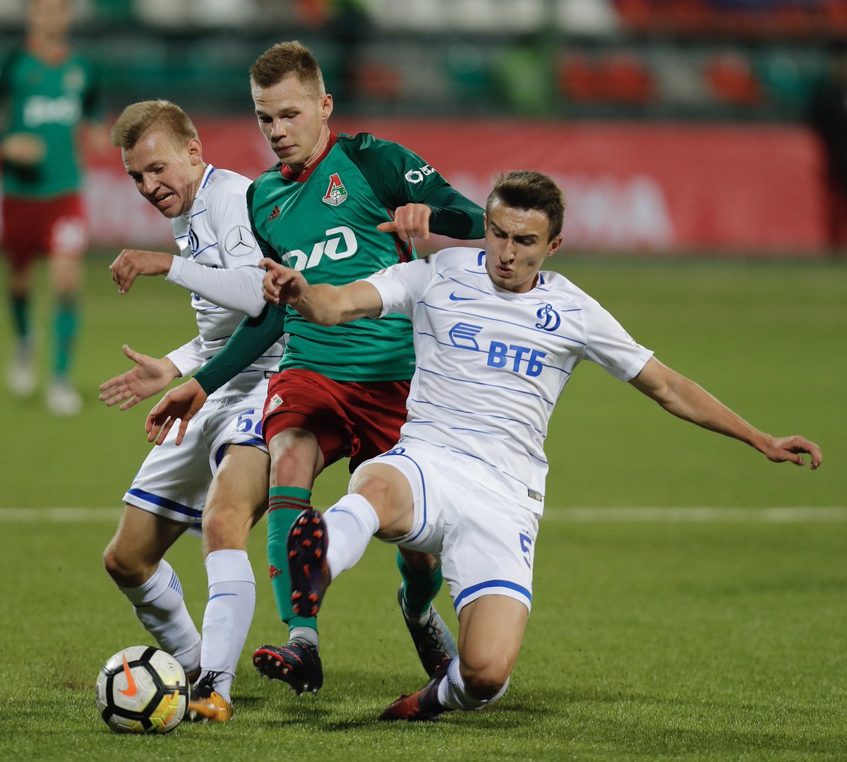 Sportbox футбол. Локомотив Динамо Москва. Локомотив. Локомотив Москва картинка и Динамо.