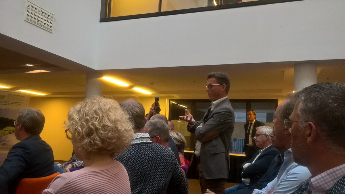 gerpesman's tweet image. Met @renedevent bij de @energiebijeenkomst @PECZwolle #samensterker @RegioZwolle #pecpower #koploper@gemhardenberg