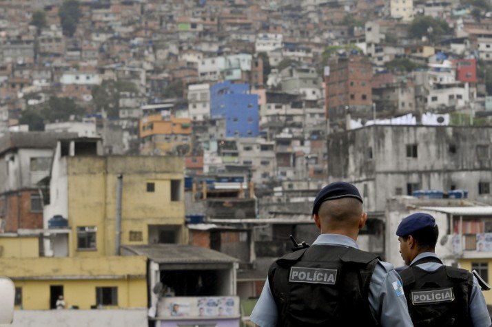 Rocinha, agora com ocupação pela PM, tem sábado de aparente calma. bit.ly/2xJupsP 📷Tânia Rêgo/ABr