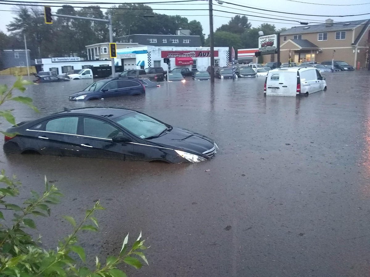 Boston 25 News On Twitter Flooding On Boston Street In Lynn Credit Jimmy Mcquaid Flash Flood Warning Through 8 A M Boston25 Jbrewerboston25 Https T Co Gnrlgnby2l