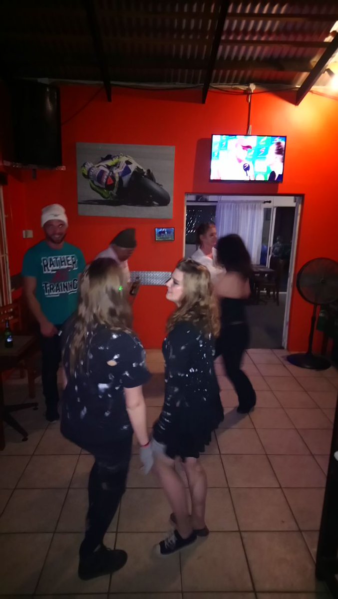 KatPrinsloo's tweet image. Hobo party at Local is Lekker