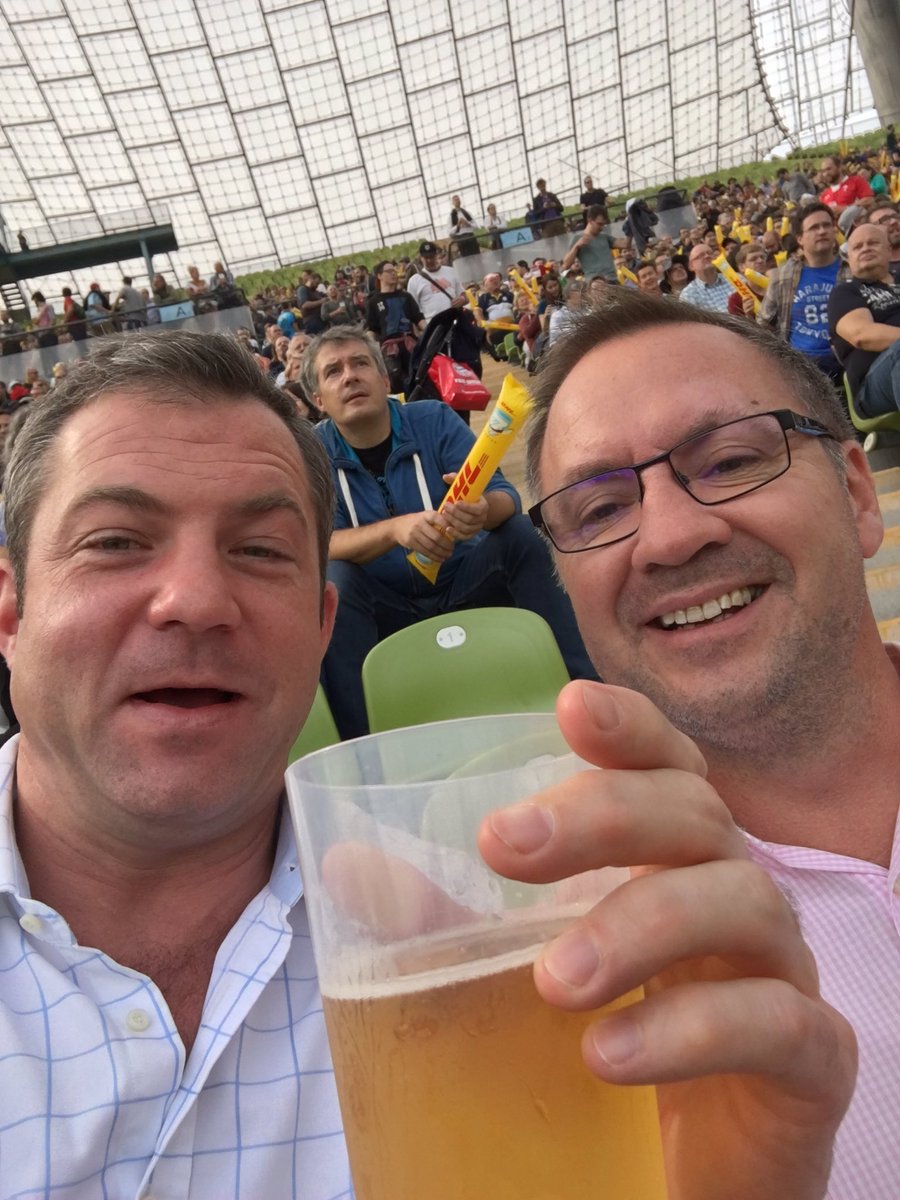 pecallow's tweet image. #goodhands