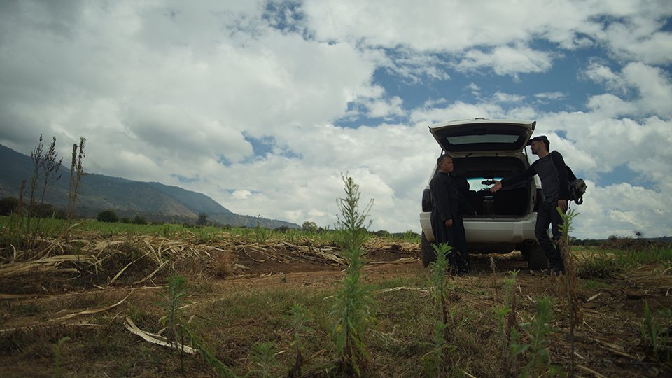 QuestTV's tweet photo. Dead bodies falling from the sky and livestock drained of their blood... #UnexplainedFiles continues tonight at 9pm! https://t.co/fjjoBCi6fh