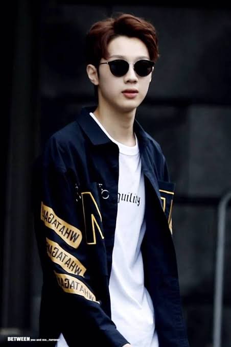 Lyaniesyrf's tweet photo. #LaiGuanlin #WANNAONE  😎😘😆 https://t.co/ISJV2d4rNw
