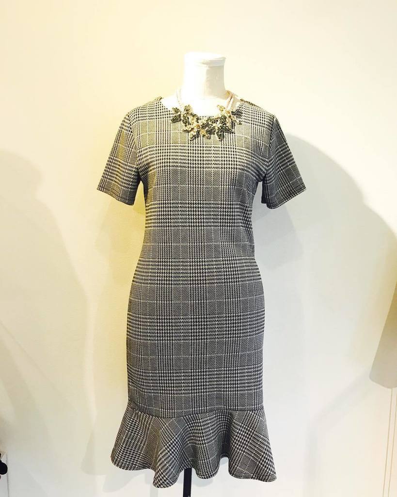 nocturne_shop's tweet photo. #グレンチェック
#フランス
#パリ
#人気ブランド
#fifilles de paris.
#セレクトショップ
#代官山
#今日のコーデ https://t.co/A9CfNjuxeQ https://t.co/8KcJvg5T2W