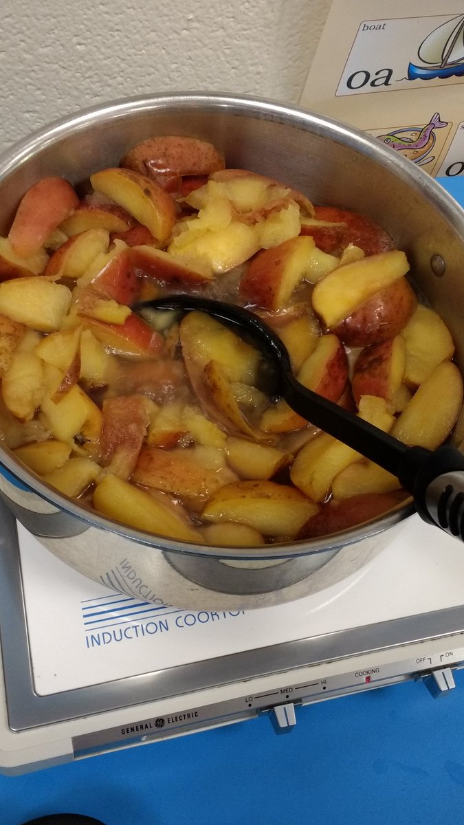GES_Fegley1st's tweet photo. Apple Sequencing: Making homemade applesauce together! Delicious cooperation!!! #gwdes https://t.co/AWbrXj2CeE