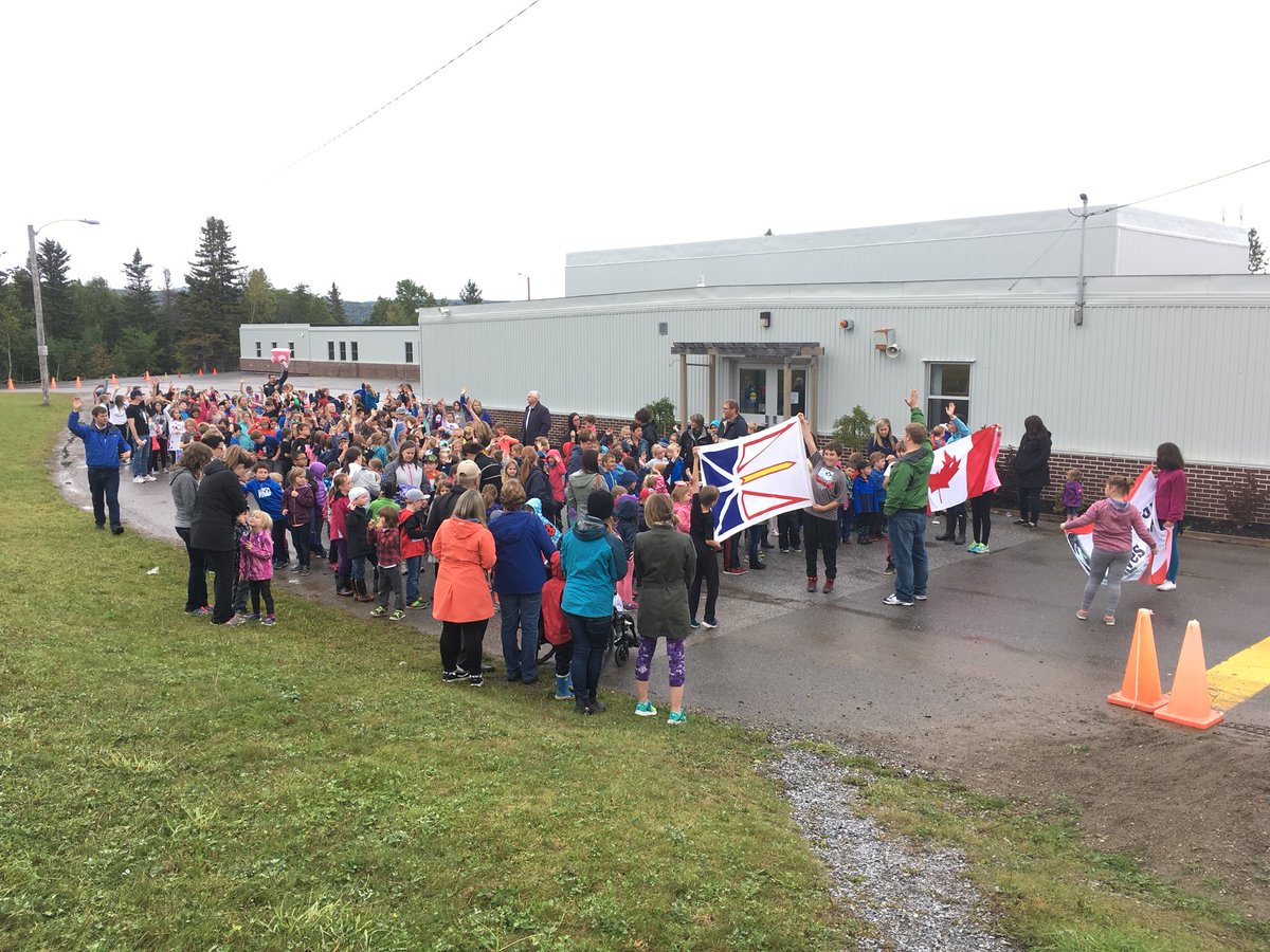 pasadenaelem's tweet photo. Can we reach our $6,000 goal?  Of course we can! #TerryFox2017 https://t.co/7gc3sT027j