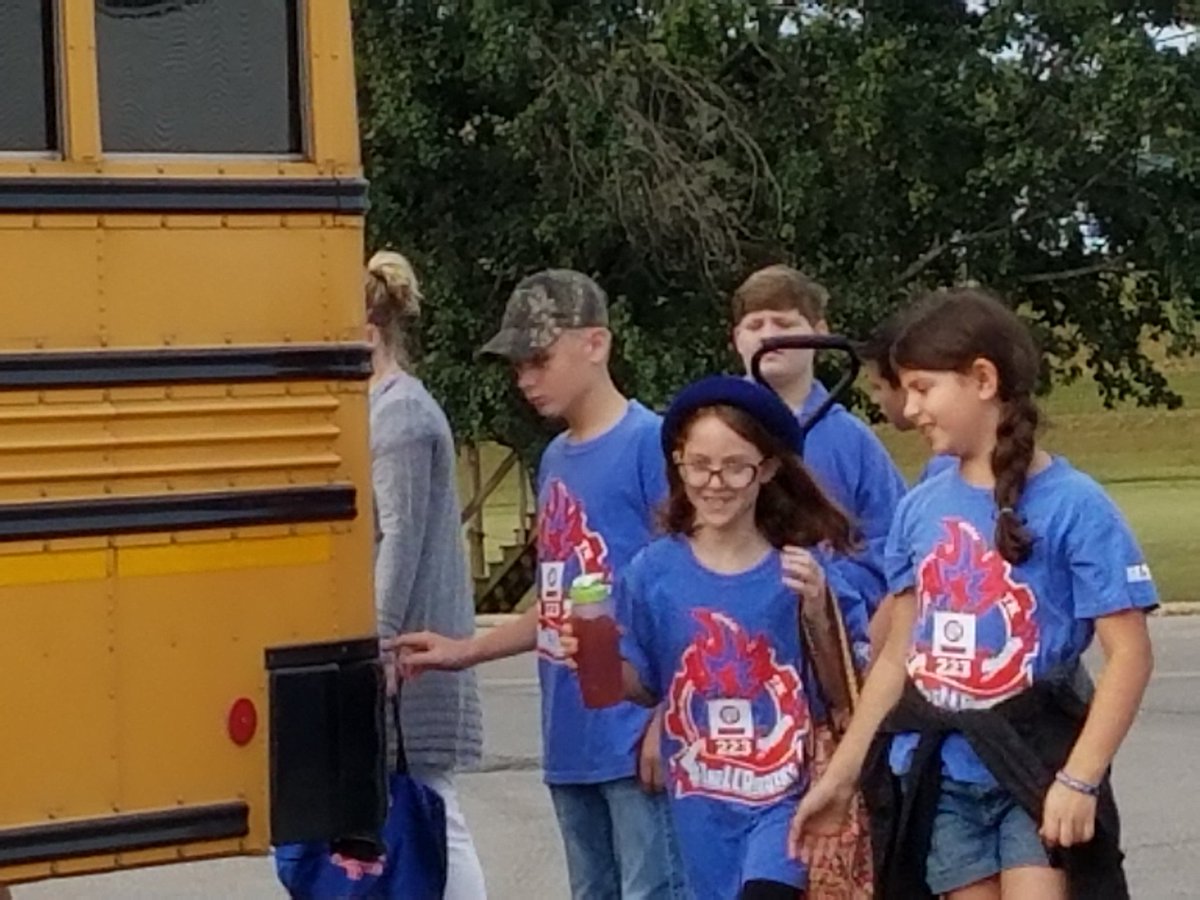 onelcrobotics's tweet photo. On the big yellow limousine going to Decatur to try the robot! #OneLCRobotics #OneLC #LIncolnCountyHighSchool #LincolnCountySchools https://t.co/gnY5Dc61fD