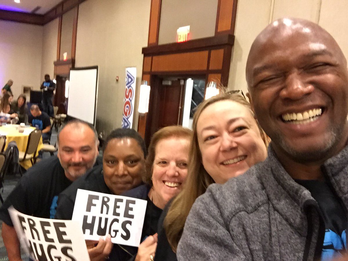 ppcc_sg's tweet photo. These are my humans
#TeamHuman
#ASGADC17 https://t.co/1yFLEsCyKX
