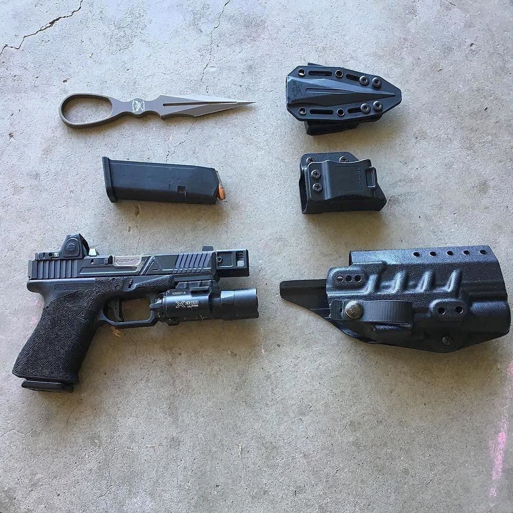 TexasBlackRifle's tweet photo. 📸 Repost @tater333
・・・
Accessorize accordingly!!!
.
.
.
#igninja #asiansensation #igmilitia #igmilitiamt #hashtagt… https://t.co/GWXmKF0hMe https://t.co/ozM5KgKH6e