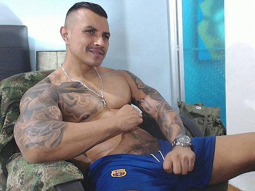 See the #musclejock strip for you - Danilo Gallego Now at https://t.co/zDbZsDyOz5! https://t.co/Vwz3