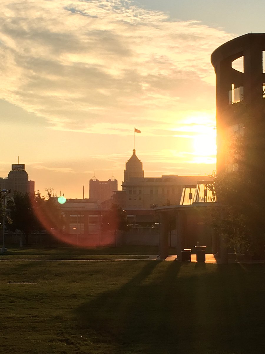 TiffanyGabaldon's tweet image. It&apos;s a beautiful day for WordCamp San Antonio. #wcsatx #WordPress