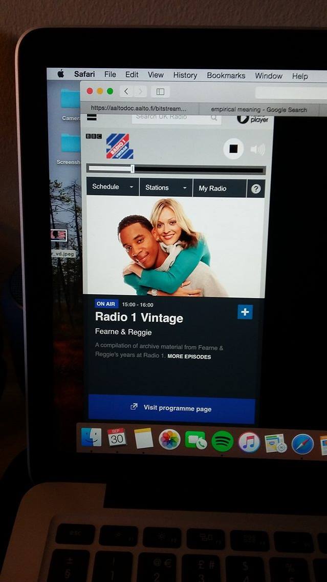 Can't beat some nostalgia as procrastination 👌#radio1vintage #fearneandreggie