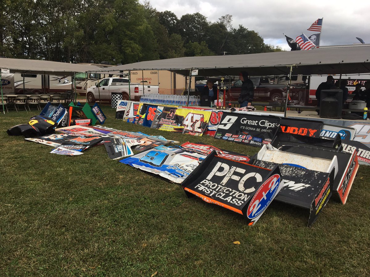 Join us for the <a href="/NationalopenBen/">NationalOpen Benefit</a> auction at 1 - Pulled Pork lunch at 11 am <a href="/WilliamsGrove/">Williams Grove Speedway</a> #HelpingRacingFamiliesHeal