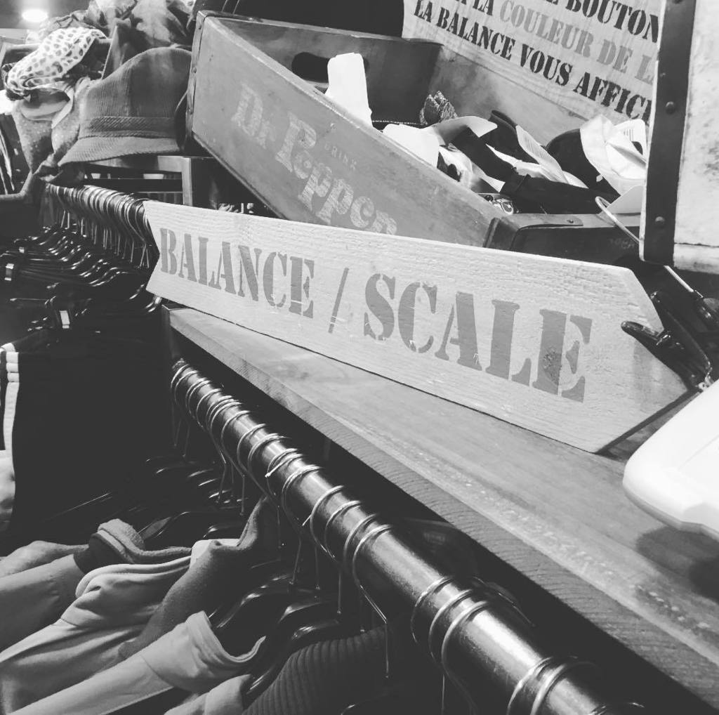 VoyagesInconnus's tweet photo. Welcome home ! Découverte aujourd'hui à angers #kiloshop. Acheter vos #vetements  au #kilo  #angersmaville #angers… https://t.co/VceD0J8mhh https://t.co/LPq9o10p0m