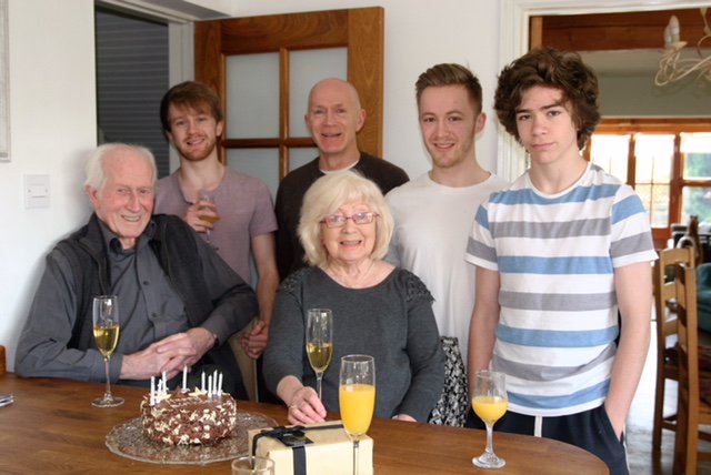 Funeral Notice: Ronald George Gleave pontyclunfuneralservices.com/2017/09/30/ron… Donations in memory of Ronald may be sent to <a href="/alzheimerssoc/">Alzheimer's Society</a>