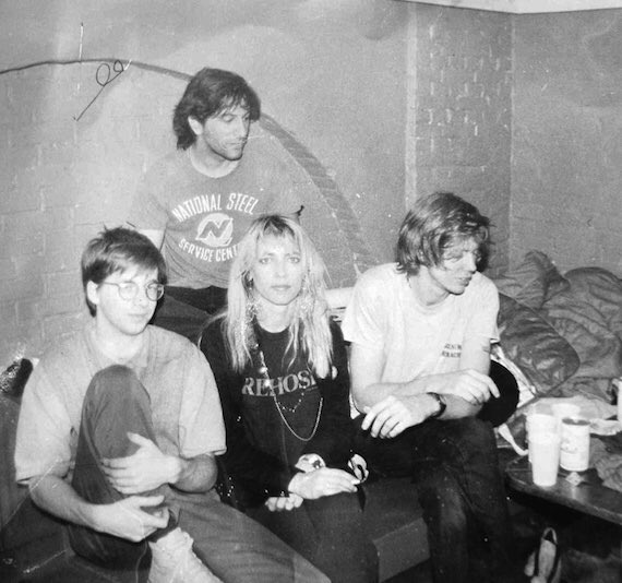 aquadrunkard's tweet photo. Sonic Youth :: Peel Session, October 1988 (The Fall Covers) https://t.co/y1eKXCUha5 https://t.co/xCzpj0s9ot