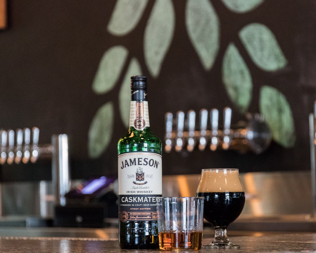 fultonbeer's tweet photo. When the largest Irish Whiskey maker in the world wants to meet, you clear your schedule https://t.co/0O9aadilSE #DrinkingBuddies #Caskmates https://t.co/Hj3ozxGVhX