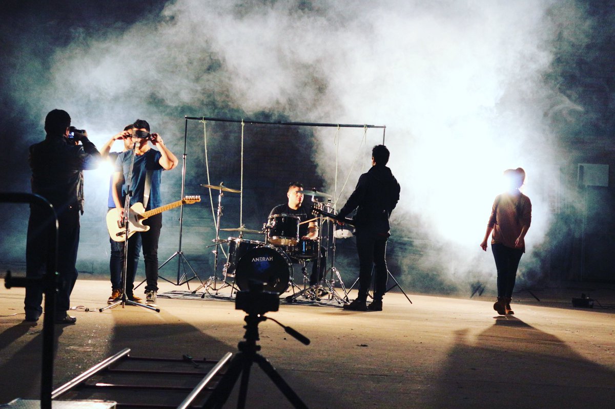 #tbt #backstage del #videoclip de #matices Mirá el video en youtu.be/Kt8g5S8zCck