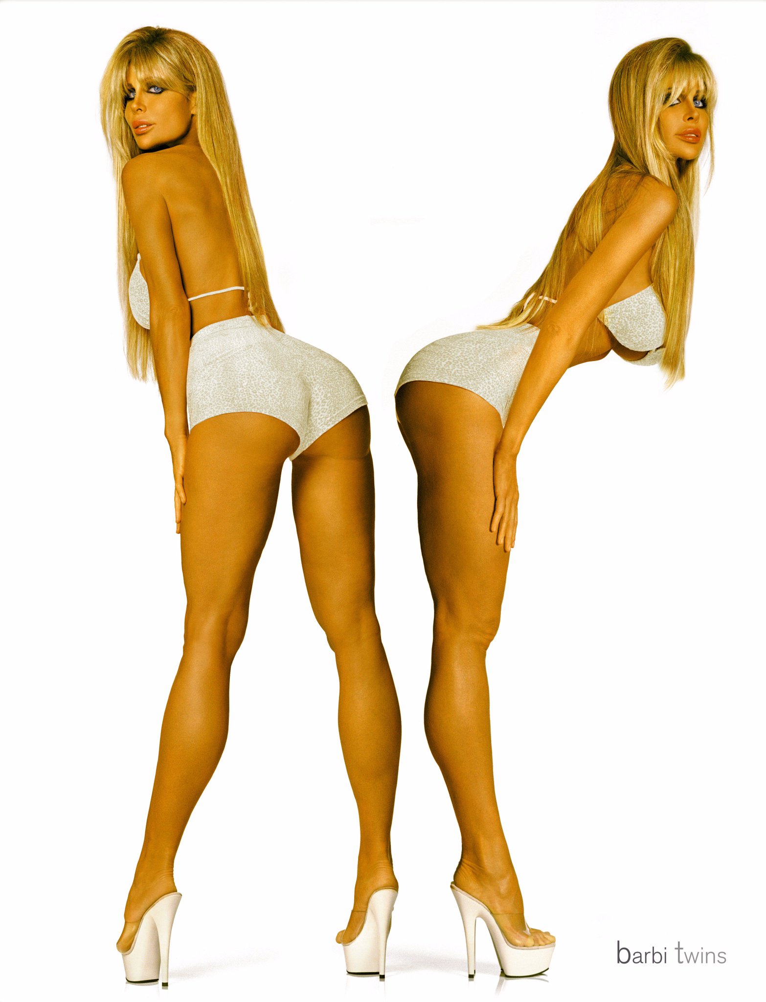 “Our @EW: "The Barbi twins — We talk with the blonde and buxom ”Pl...