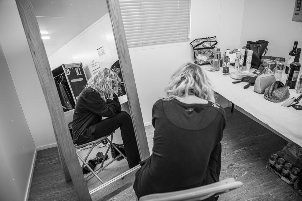 Taylor Momsen tweet media